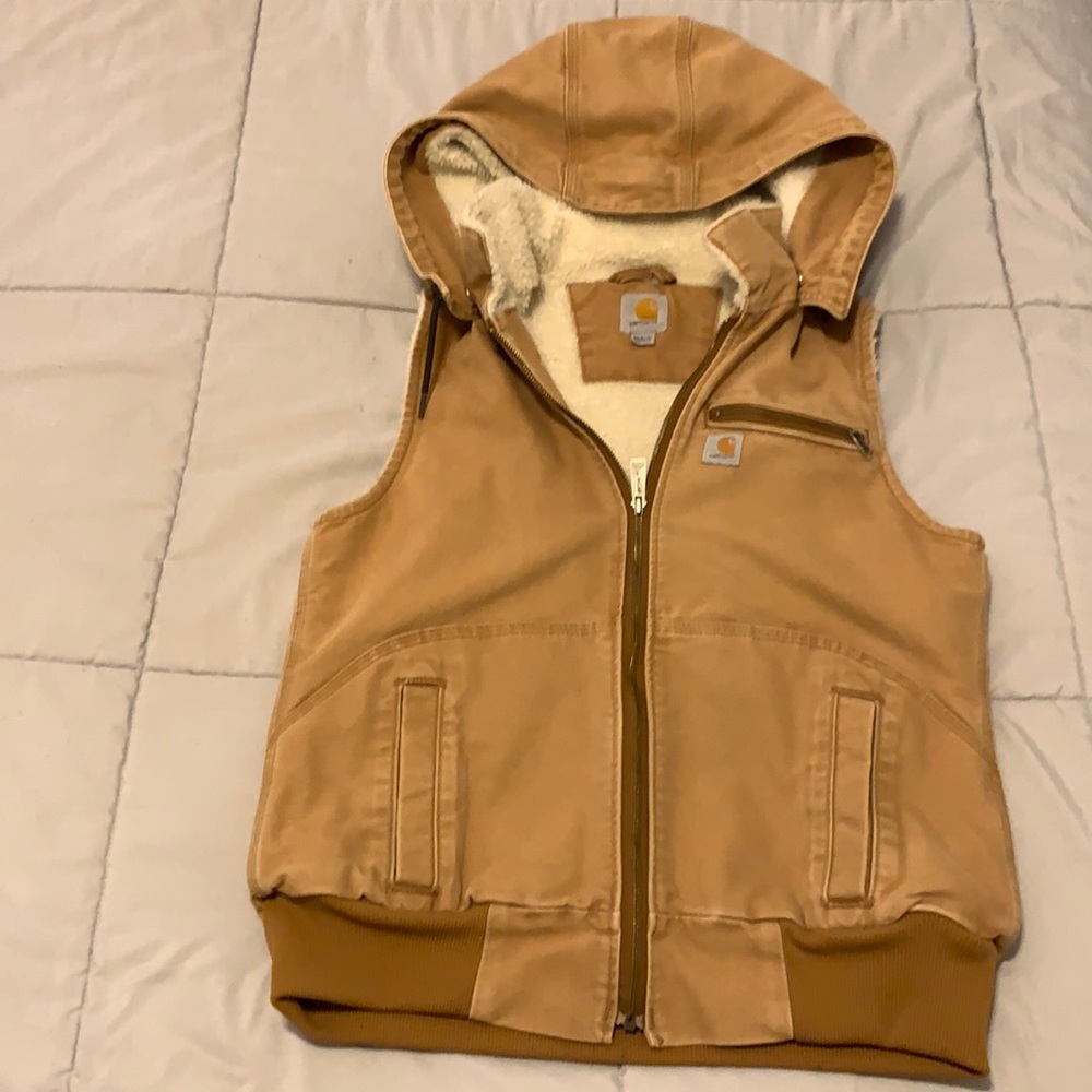 Carhartt Sherpa lined, hooded vest